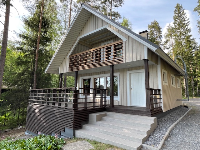 Ruskea mökki kuva 1